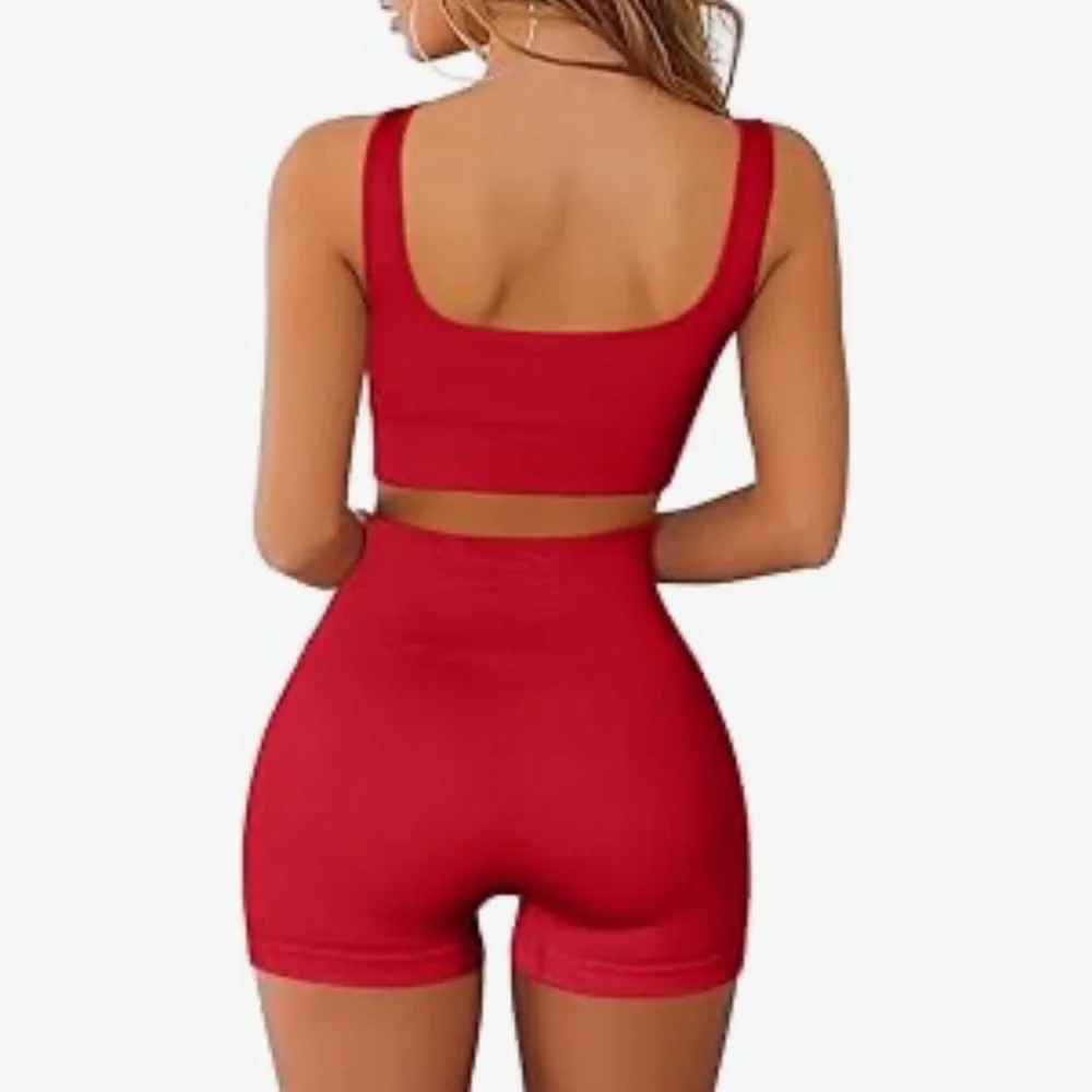 Red Ribbed Workout Set - Picture 2 of 4